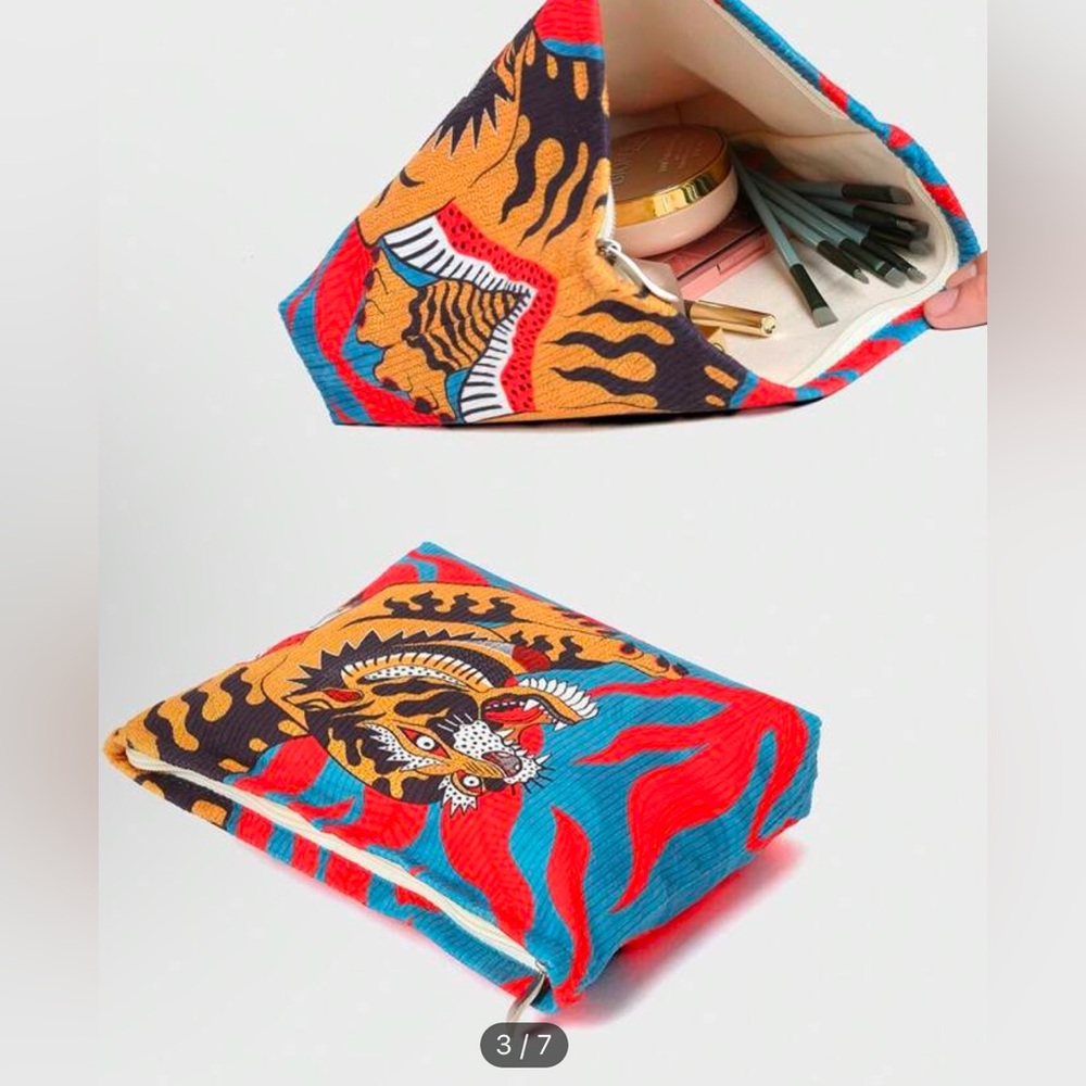 Vacation Tiger Pattern Corduroy Makeup Bag - Picture 5 of 7